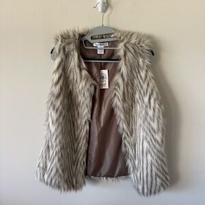 Say What? Faux Fur Vest Size M